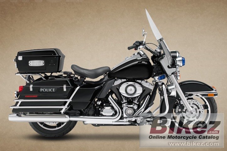 Big Harley-Davidson road king police picture and wallpaper from Bikez.com